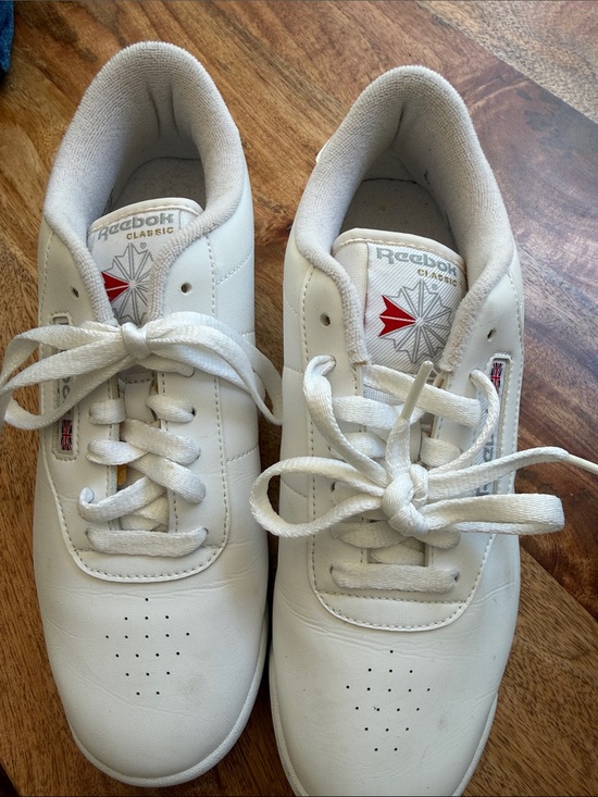 Reebok Shoes - Reebok White Leather Sneakers with Red Logo Detail